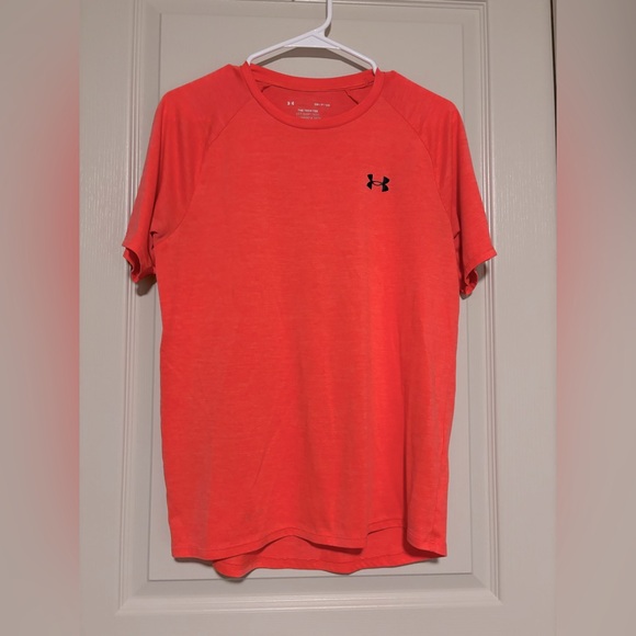 Under Armour Men's Coral Short Sleeve Tee Size Small - Picture 1 of 5